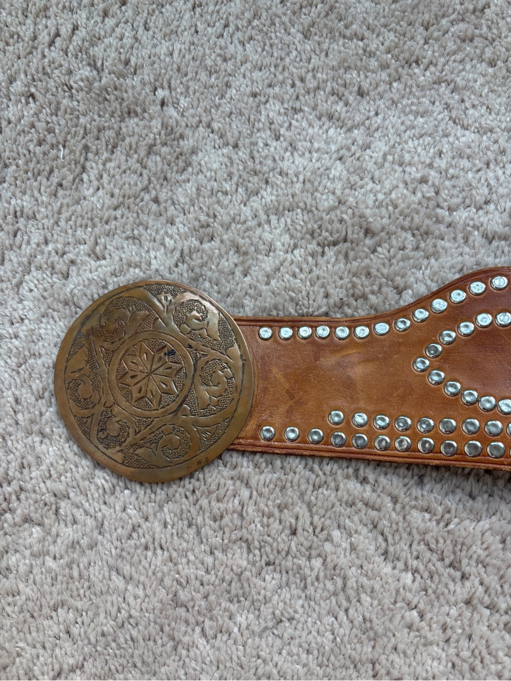 Vintage Wide Tooled Leather Scalloped Belt Oversized Buckle Boho Western Waist - Picture 8 of 16